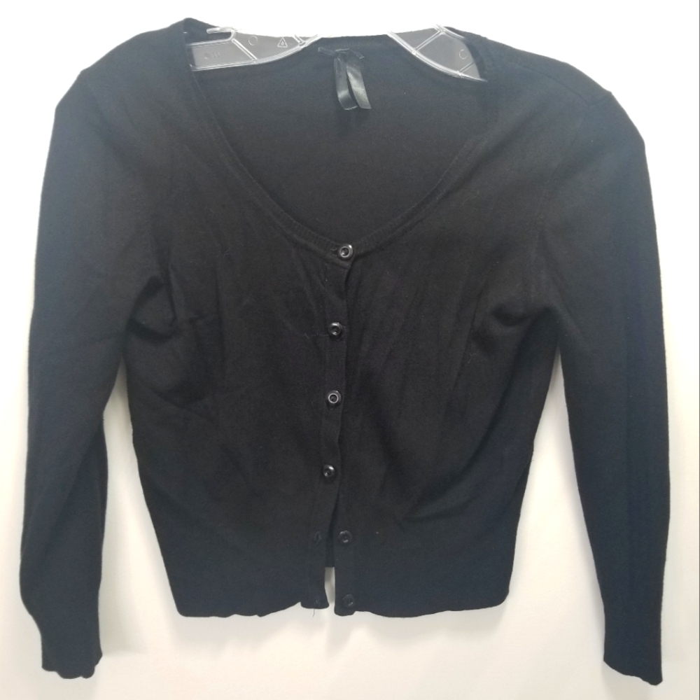 Black crop top